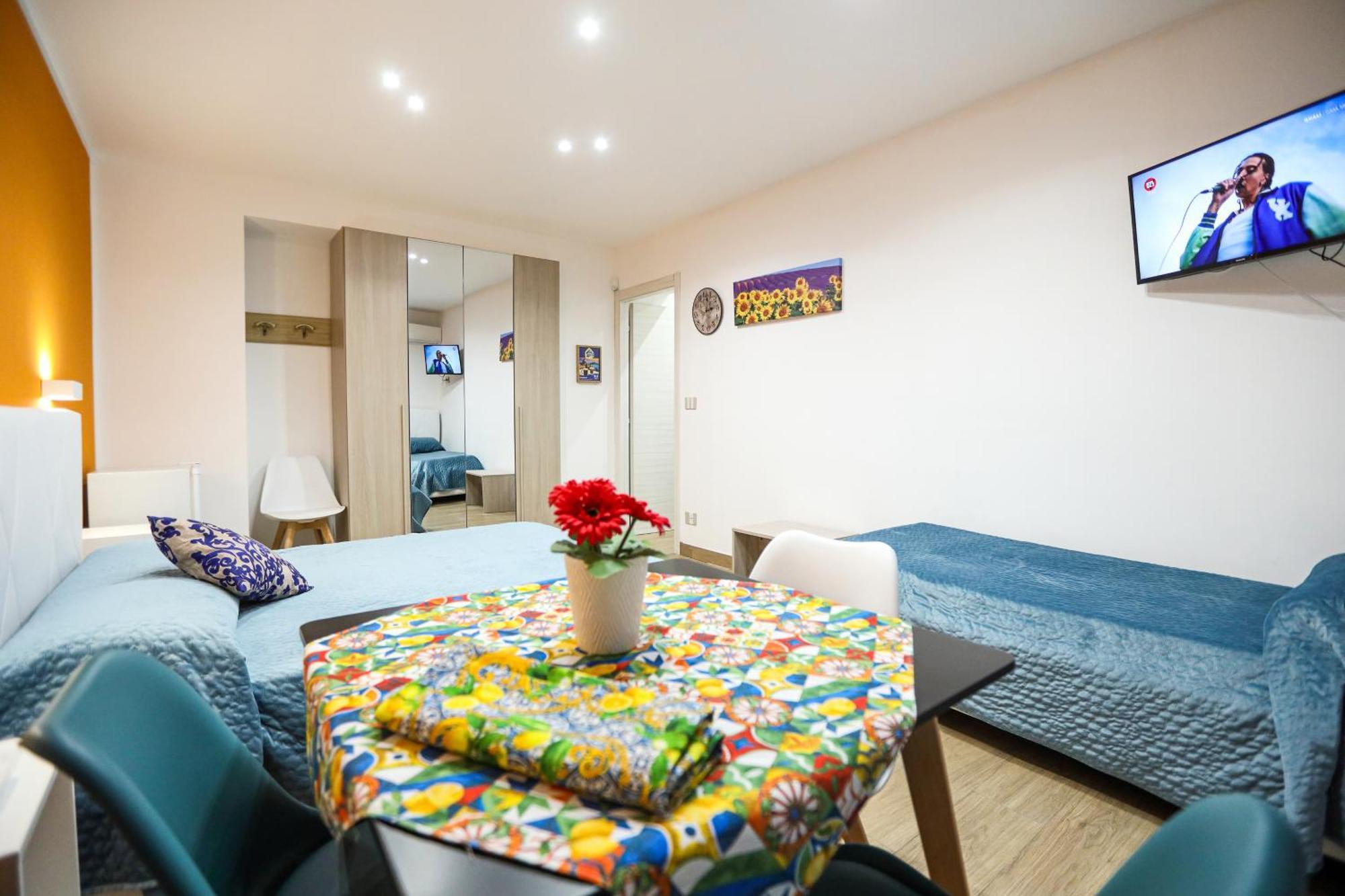 Due Cappuccini Apartment - Palermo — Photos 2